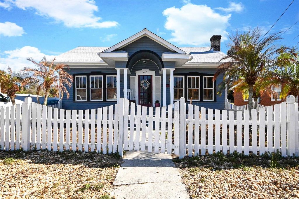 Image 37 of property listing at 118 E YELKCA TERRACE, Edgewater, FL 32132