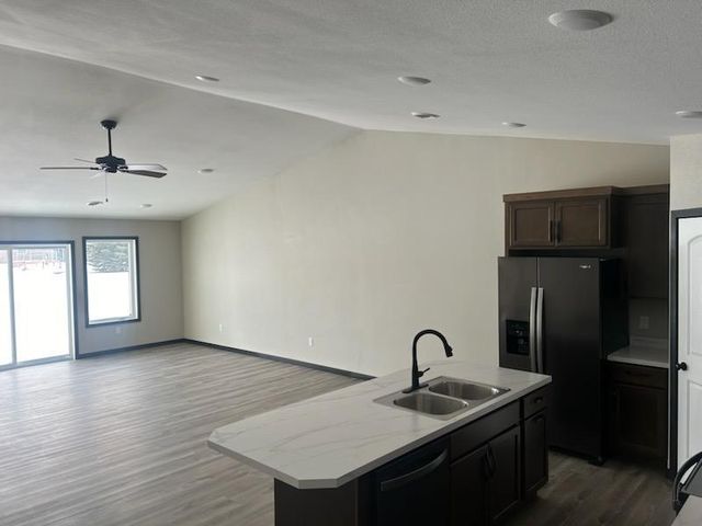 1012 NE 6th Avenue, Perham, MN 56573