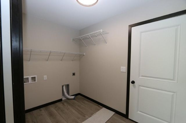 1012 NE 6th Avenue, Perham, MN 56573