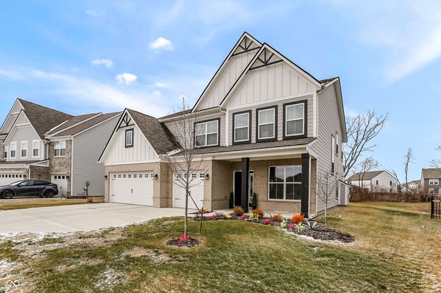 3862 Saddle Club South Parkway, Bargersville, IN 46106