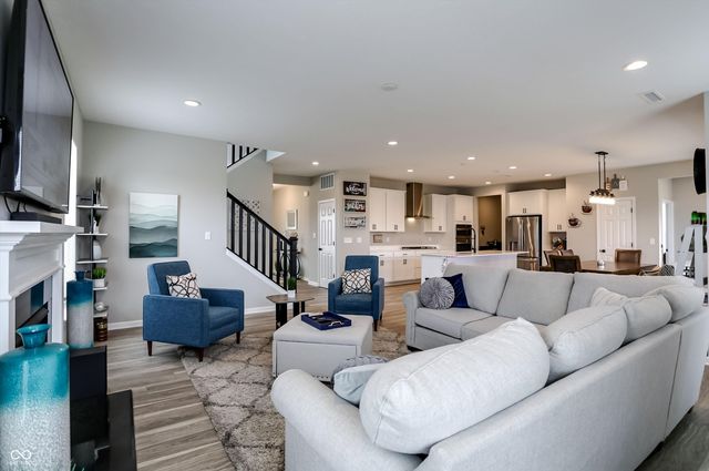 3862 Saddle Club South Parkway, Bargersville, IN 46106