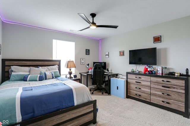 3862 Saddle Club South Parkway, Bargersville, IN 46106