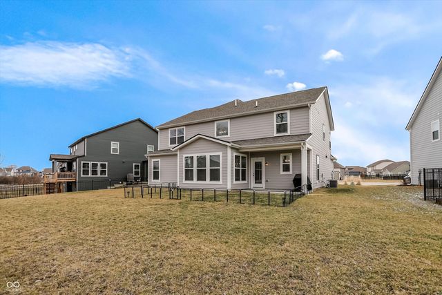 3862 Saddle Club South Parkway, Bargersville, IN 46106