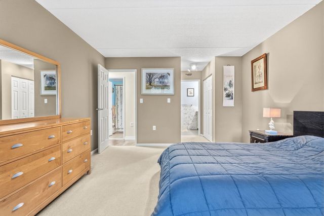 155 George Washington Blvd 401, Hull, MA 02045