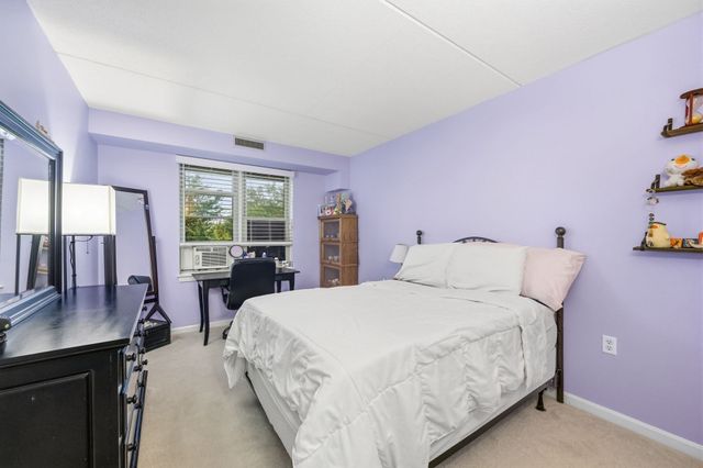 155 George Washington Blvd 401, Hull, MA 02045