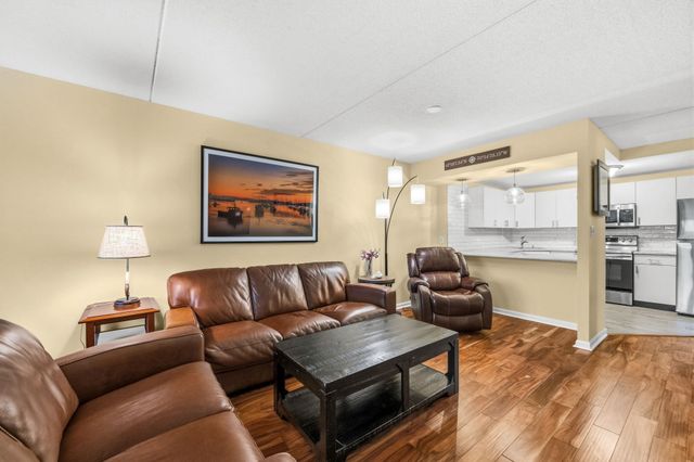 155 George Washington Blvd 401, Hull, MA 02045