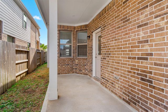 10517 Wild Chives, Conroe, TX 77385