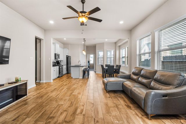 10517 Wild Chives, Conroe, TX 77385