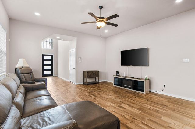 10517 Wild Chives, Conroe, TX 77385