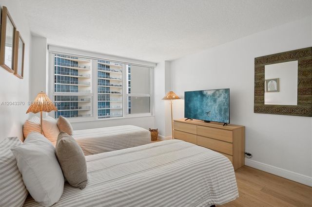 3505 S Ocean Dr 708, Hollywood, FL 33019