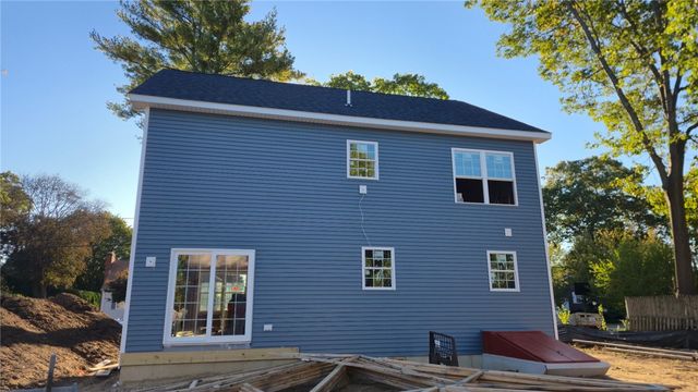 123 Edman Street, Warwick, RI 02886