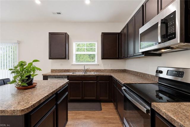 104 Stephens CT, Suffolk, VA 23434