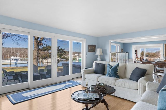 27 Saquatucket Bluffs Road, Harwich Port, MA 02646