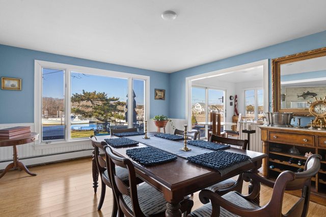 27 Saquatucket Bluffs Road, Harwich Port, MA 02646