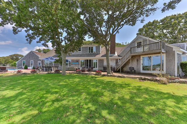 27 Saquatucket Bluffs Road, Harwich Port, MA 02646