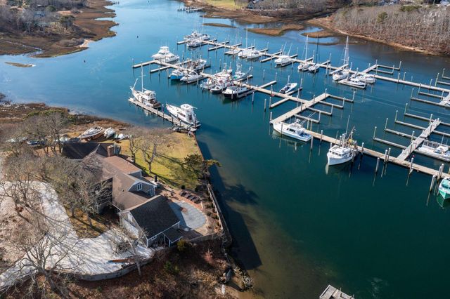 27 Saquatucket Bluffs Road, Harwich Port, MA 02646