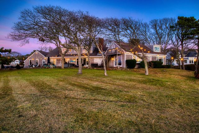 27 Saquatucket Bluffs Road, Harwich Port, MA 02646