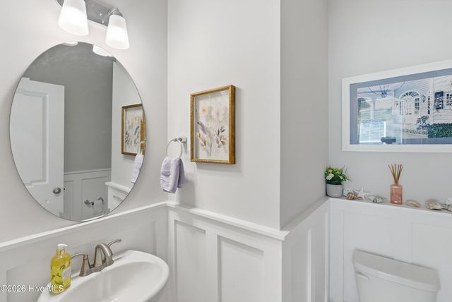 1121 Spincast Road, Southport, NC 28461