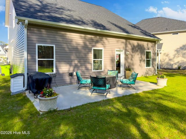 1121 Spincast Road, Southport, NC 28461