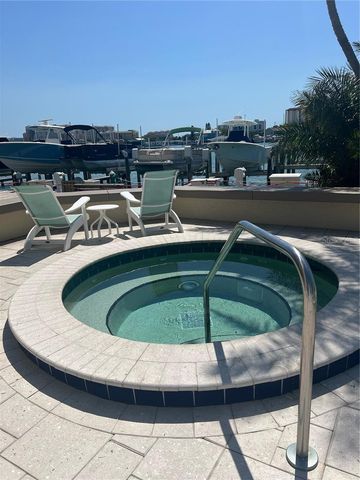 690 ISLAND WAY 208, Clearwater, FL 33767