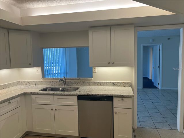 690 ISLAND WAY 208, Clearwater, FL 33767