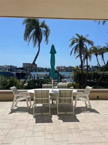 690 ISLAND WAY 208, Clearwater, FL 33767