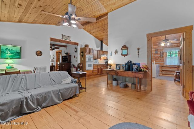 2726 Niagara Carthage Road, Carthage, NC 28327