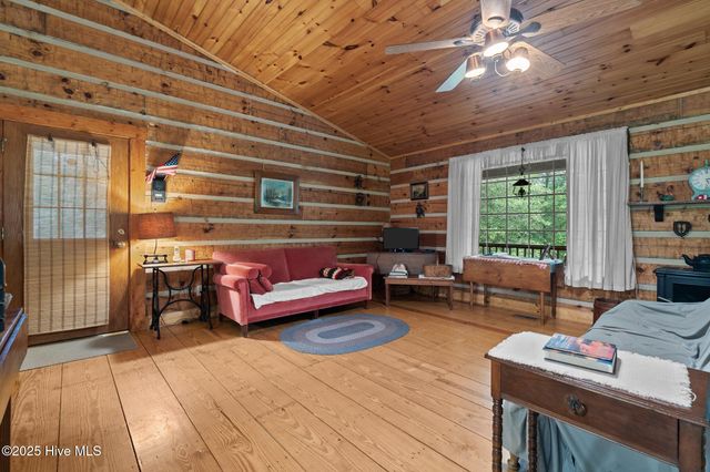 2726 Niagara Carthage Road, Carthage, NC 28327