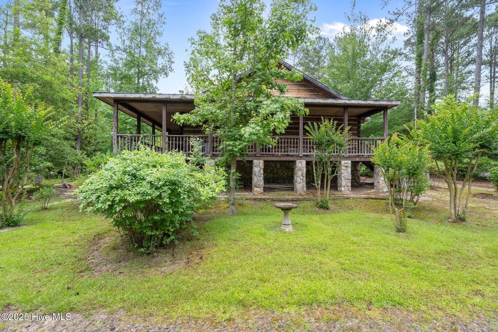 2726 Niagara Carthage Road, Carthage, NC 28327