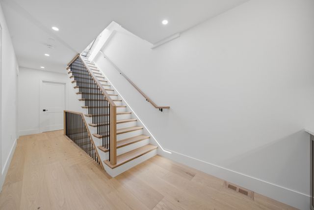 421 East 6th Street TH4, Boston, MA 02127