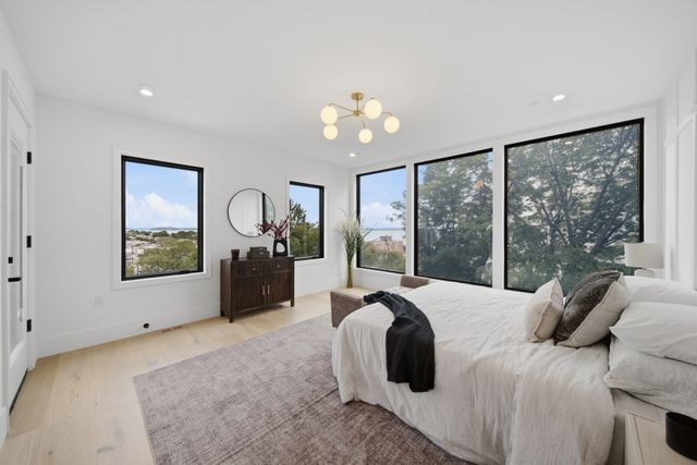 421 East 6th Street TH4, Boston, MA 02127