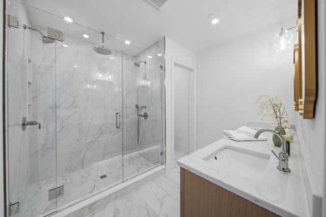 421 East 6th Street TH4, Boston, MA 02127