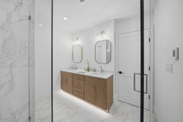 421 East 6th Street TH4, Boston, MA 02127