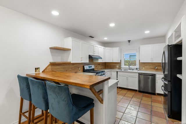 106 W Mulberry, Fredericksburg, TX 78624