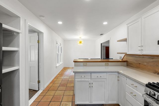 106 W Mulberry, Fredericksburg, TX 78624