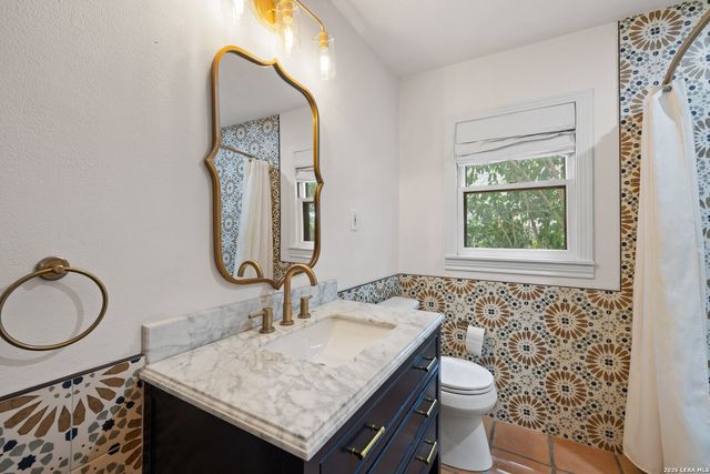 106 W Mulberry, Fredericksburg, TX 78624