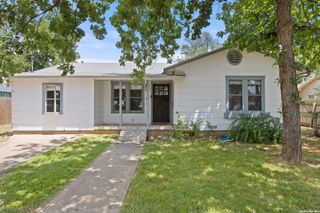 106 W Mulberry, Fredericksburg, TX 78624