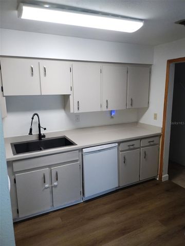 256 VILLAGE VIEW LANE, Lakeland, FL 33809