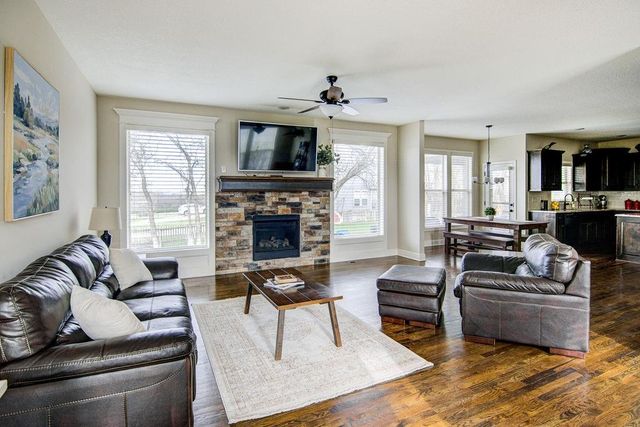 8012 Apache Road, Lenexa, KS 66227