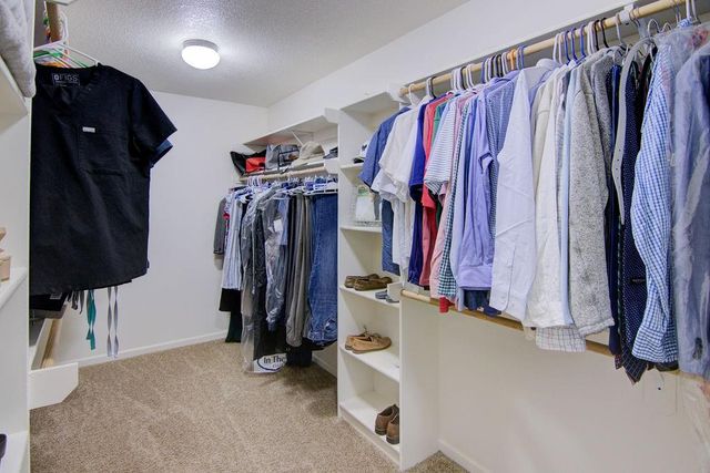 8012 Apache Road, Lenexa, KS 66227