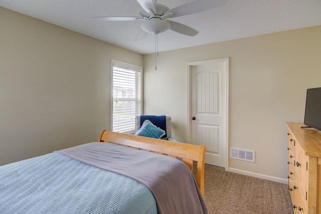 8012 Apache Road, Lenexa, KS 66227