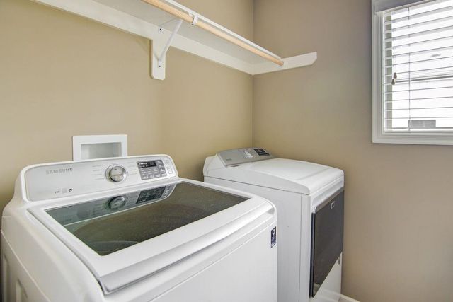 8012 Apache Road, Lenexa, KS 66227