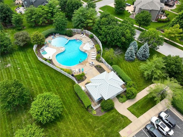 8012 Apache Road, Lenexa, KS 66227