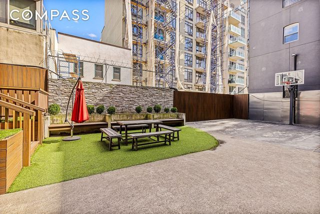 333 E 109th St Apt 7A, New York City, NY 10029