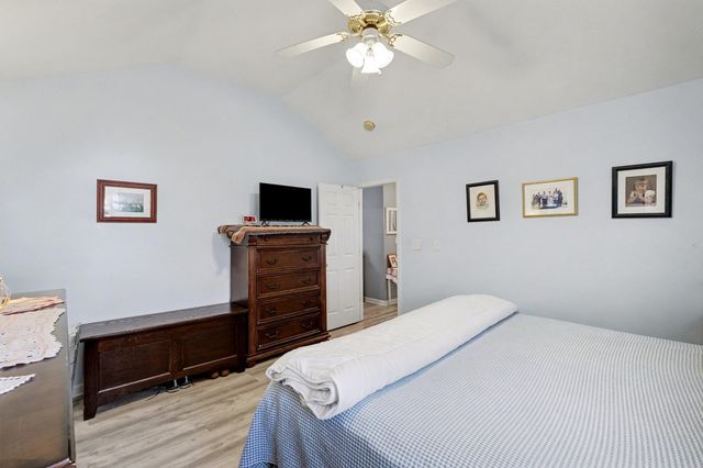 1509 Bradshaw Dr, Columbia, TN 38401