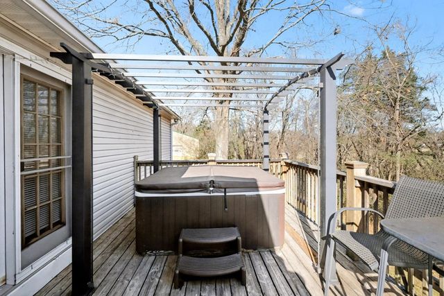 1509 Bradshaw Dr, Columbia, TN 38401