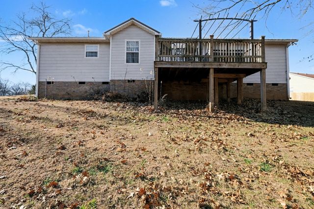 1509 Bradshaw Dr, Columbia, TN 38401