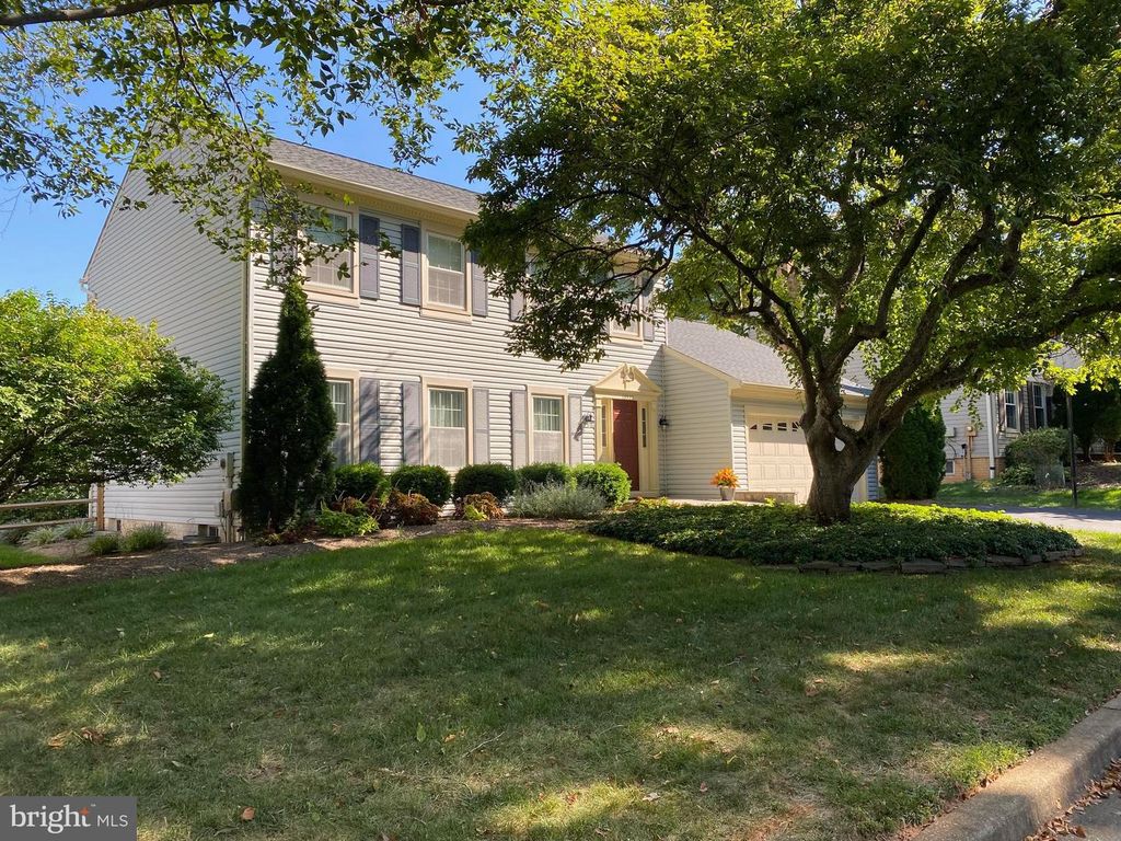 13523 SPINNING WHEEL DR, Germantown, MD 20874