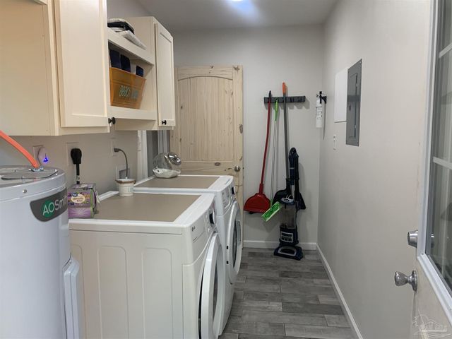 2864 Villa Woods Cir, Gulf Breeze, FL 32563