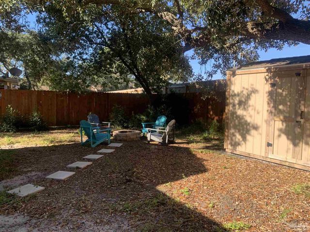 2864 Villa Woods Cir, Gulf Breeze, FL 32563